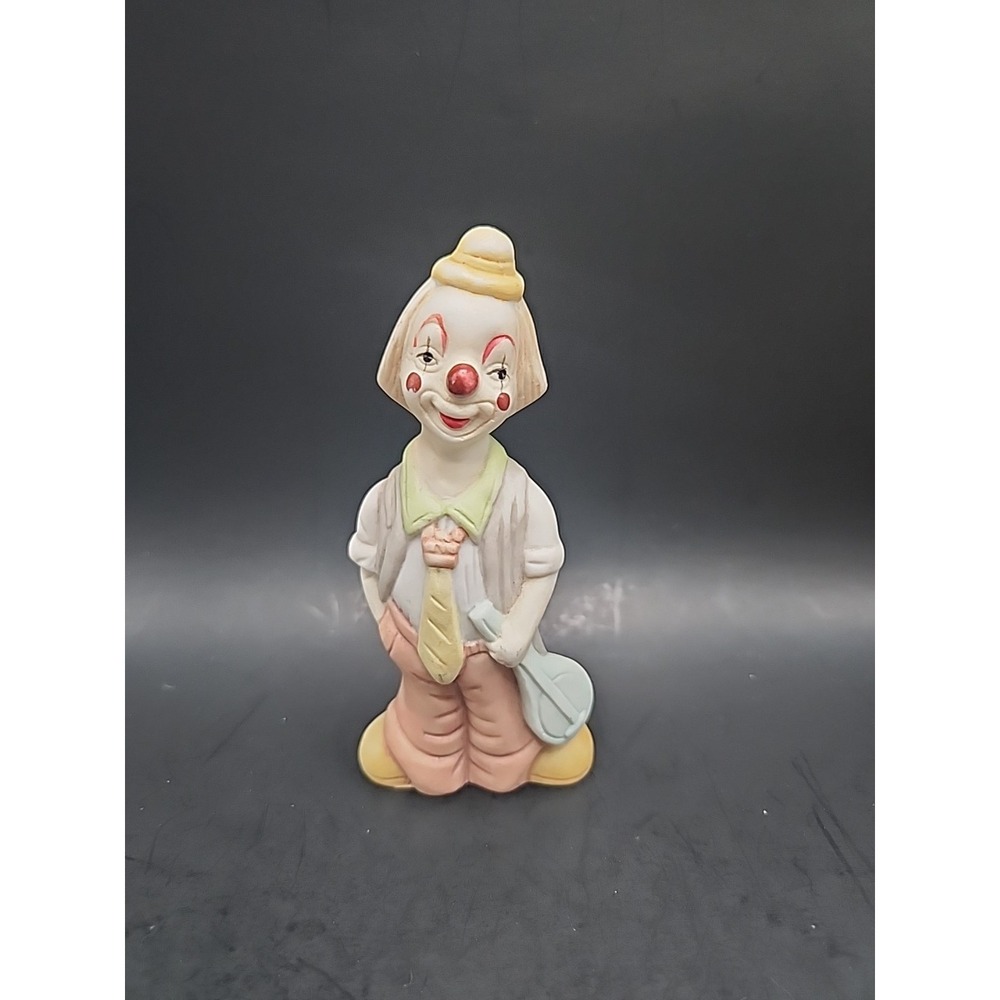 Vintage Retro 70s-80s Hobo Clown Figurine In Pastels Holding A Mandolin 4.5"